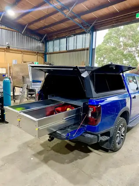 Adventura aluminium ute canopy with roof rack